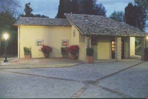 We are continually refining and adding to our portfolio of Nice Places to stay in Italy, so visit our site regularly to find somewhere just that little bit special. All our places to stay are presented with photos and descriptions taken and selected by us personally to give an impression as true to the reality as we can. All places are chosen by our team here in Italy for their combination of price, quality, charm and location. We work in partnership with family run hotels, guest houses and self-catering accommodations. This is NOT an unverified 'web portal' or online directory - we select only those places which we believe make excellent places to base a 1 week holiday or longer.